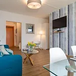 Strandhotel-heiligenhafen-wohnung-101-typ-iv-wasserblick Lejlighed Heiligenhafen