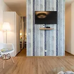 Strandhotel-heiligenhafen-wohnung-101-typ-iv-wasserblick Lejlighed