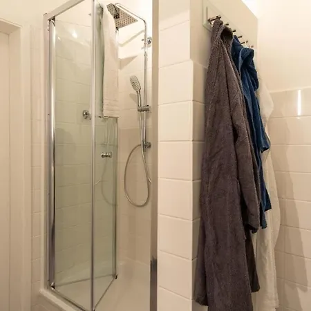 Strandhotel-heiligenhafen-wohnung-101-typ-iv-wasserblick * Heiligenhafen